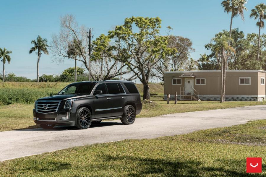  Cadillac Escalade on Vossen Wheels (HF6-1) 2019 года  (фото 6 из 12)